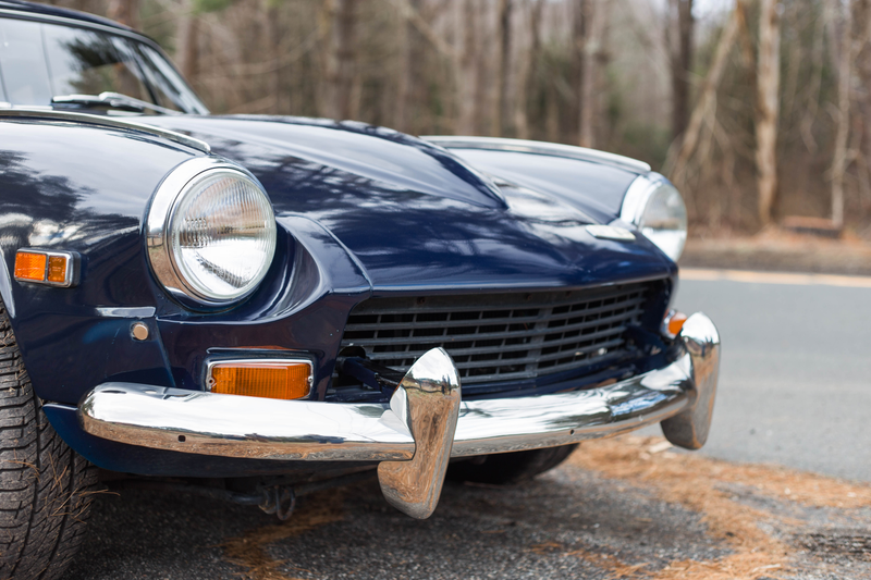 Illustration for article titled Driving a 1970 Triumph GT6+ Reminds You Cars Once Had Steep Learning Curves